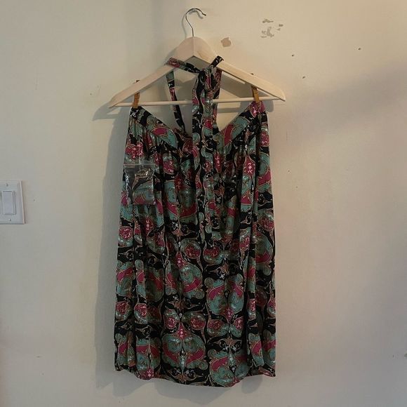 Nieves Lavi Halter Dress - Picture 8 of 8